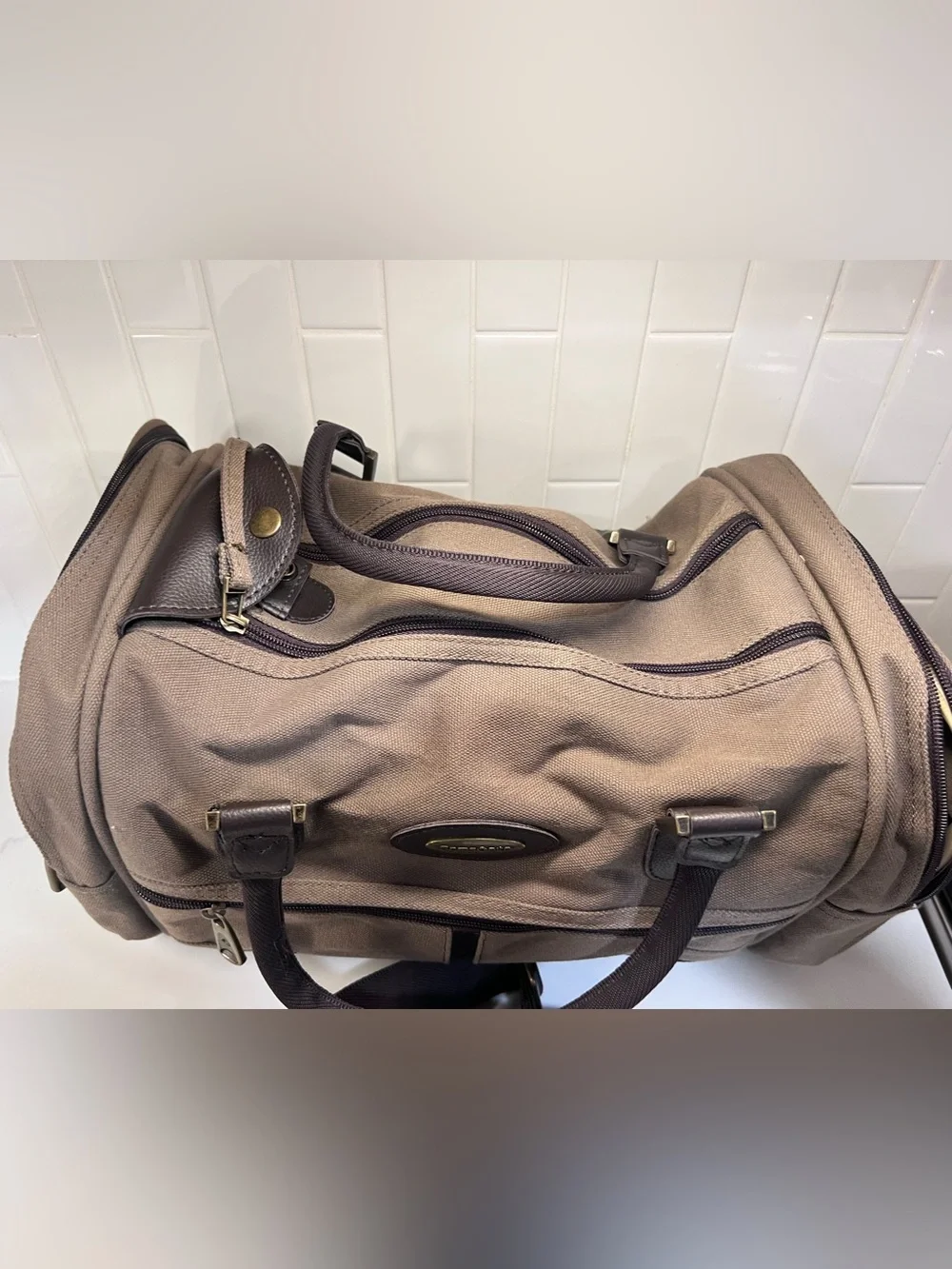 Samsonite excellent like